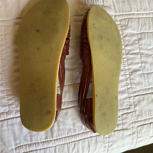 Origo by Anya Huaraches - Picture 2 of 3